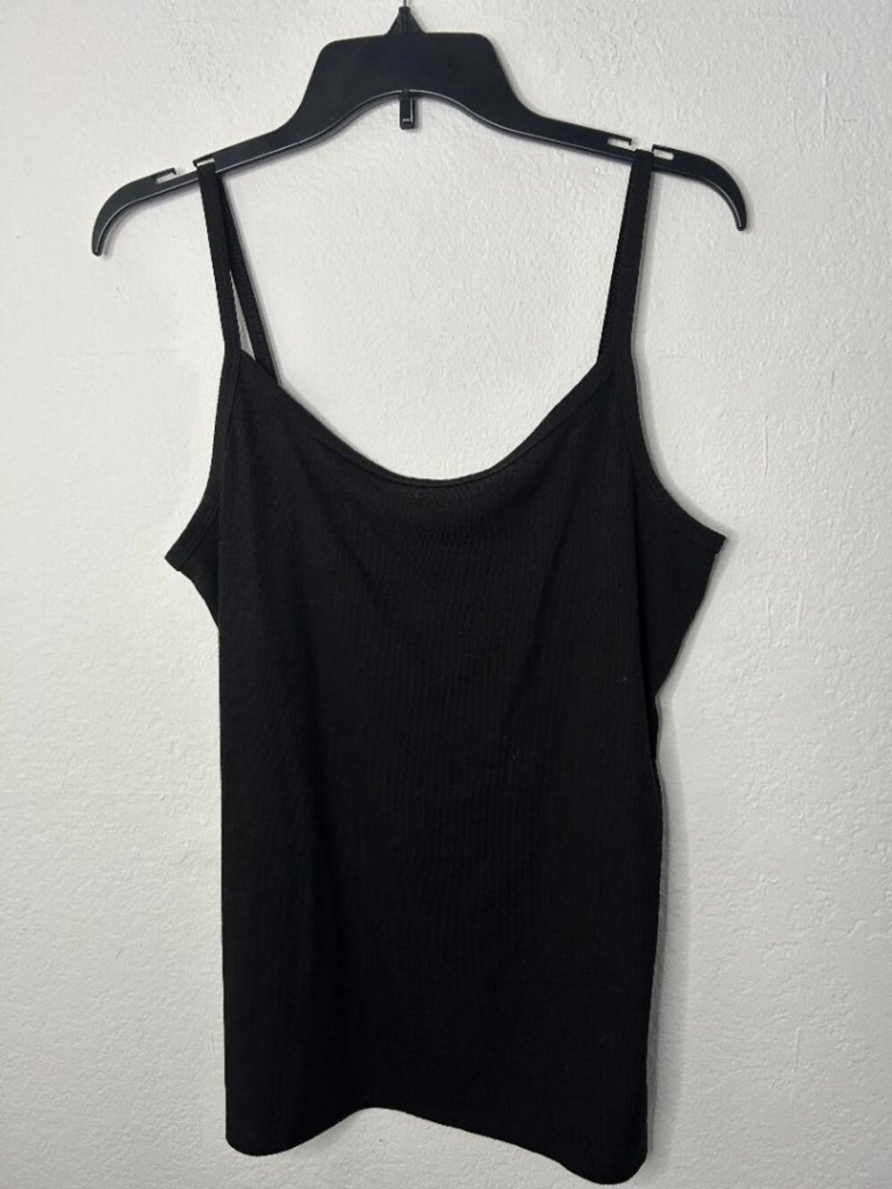 Classic Spaghetti Strap Tank in Black with Ribbed Texture Size XXL - Picture 8 of 8